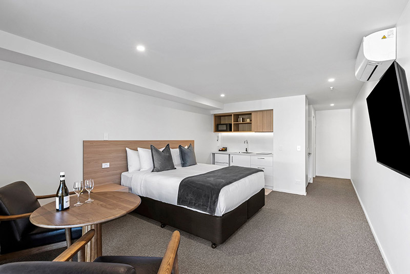 Premium King Studio Accommodation