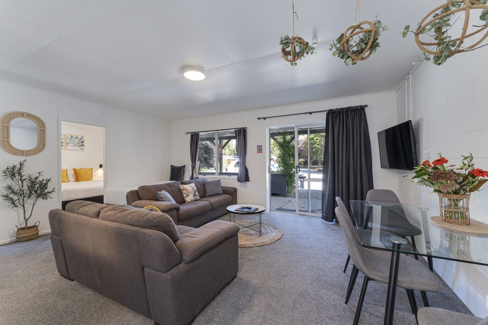 Standard Family Two Bedroom Apartment Image 6